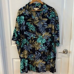 Island Passport Tropical Leaf Button down Shirt